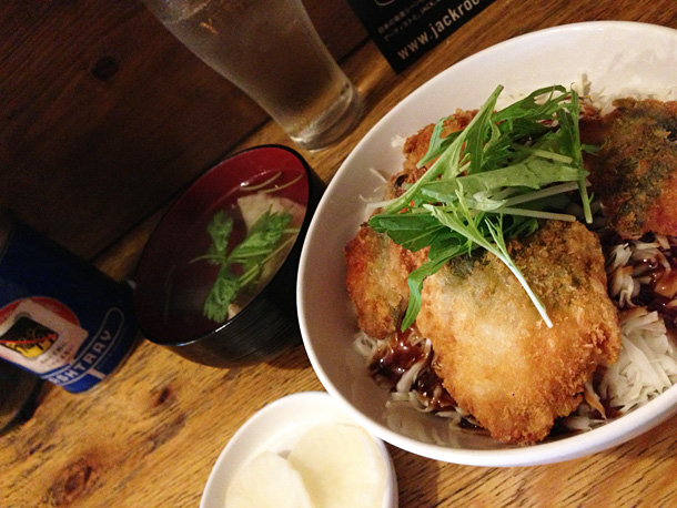 BacXusのソース鯛カツ丼800円