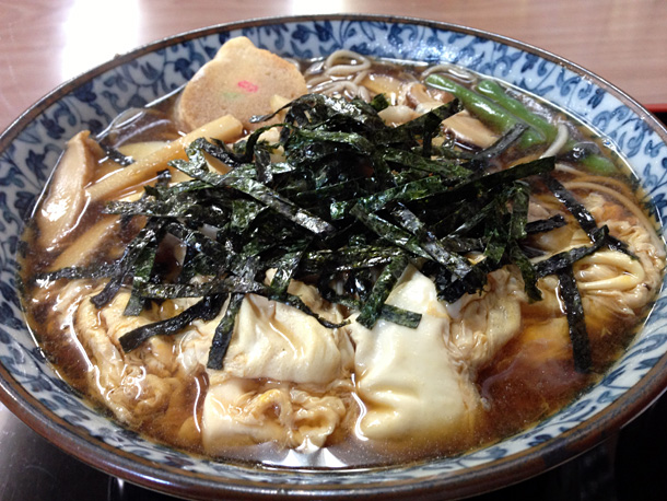 広栄屋の五目そば 840円