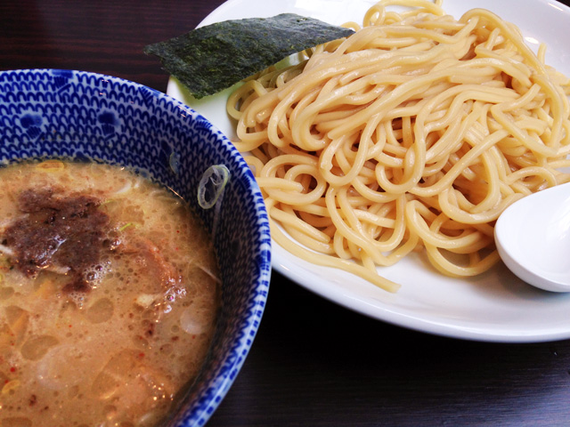つけ麺・並盛り 750円(税込)