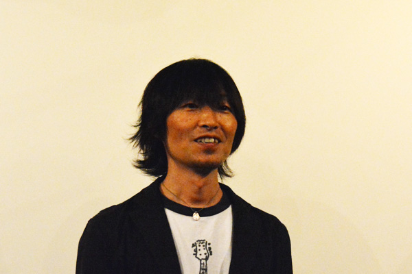 第五回観客賞作品「溺れるボレロ」小池役・福田英和さん 『最後ボクが大声で叫ぶシーンがあるのですが、台風で海が荒れるなか目の前にカメラマンと、そのカメラマンを支える監督がいて、、、でも、その甲斐あって綺麗な映像を収めることができました』