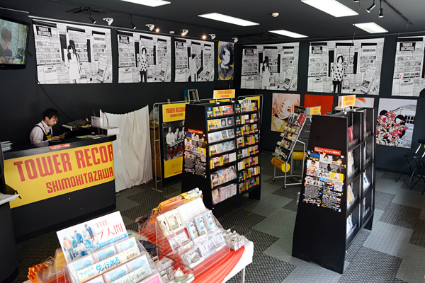 タワーレコード下北沢店 店内の様子、フクザワさんのイラストで下北沢っぽさがサイコーに出ている