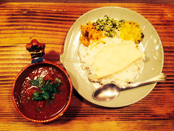 【ANJALI】フィッシュカレー 1000円
