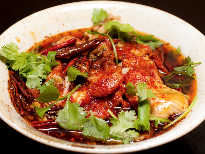 無国籍DINING一心 【一心名物一撃必殺!水煮豚肉片!】
