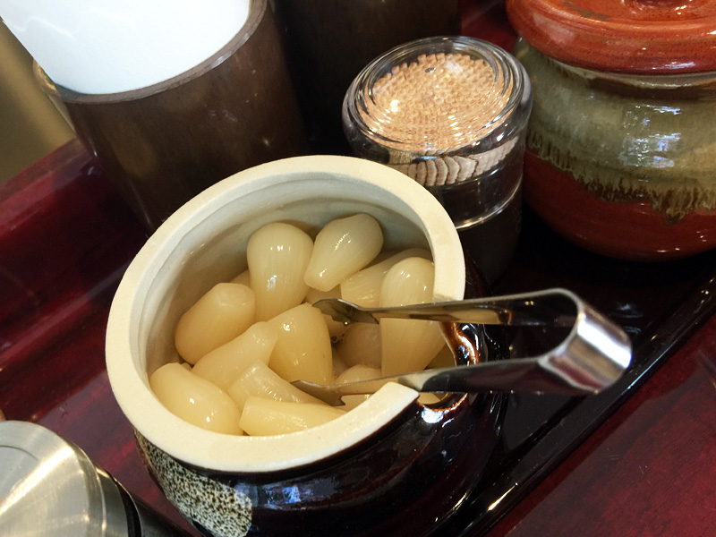 らっきょうという、これまた純和風なカレーの付け合わせ