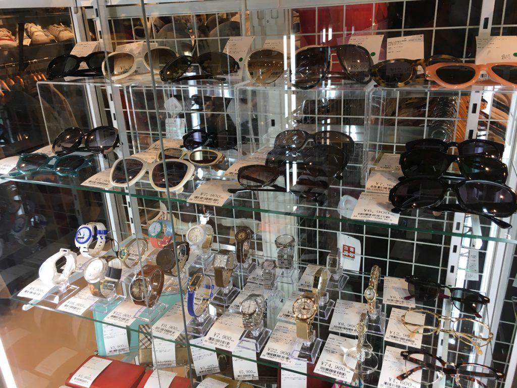 BAZZSTORE（バズストア）原宿キャットストリート北ウイング店