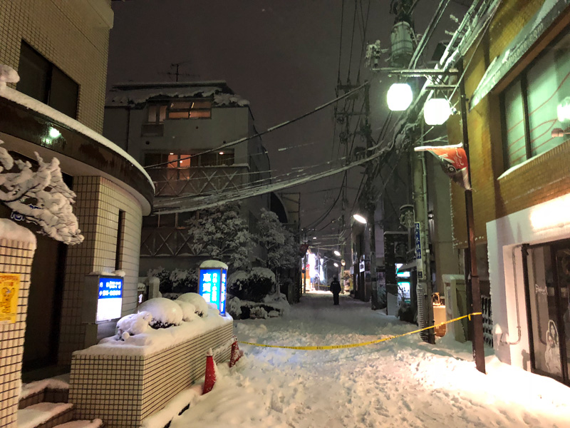 2018年1月22日深夜、雪の下北沢