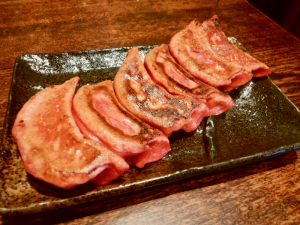 ダンダダン酒場 「辛！赤餃子！セット（うずら味玉付き）」