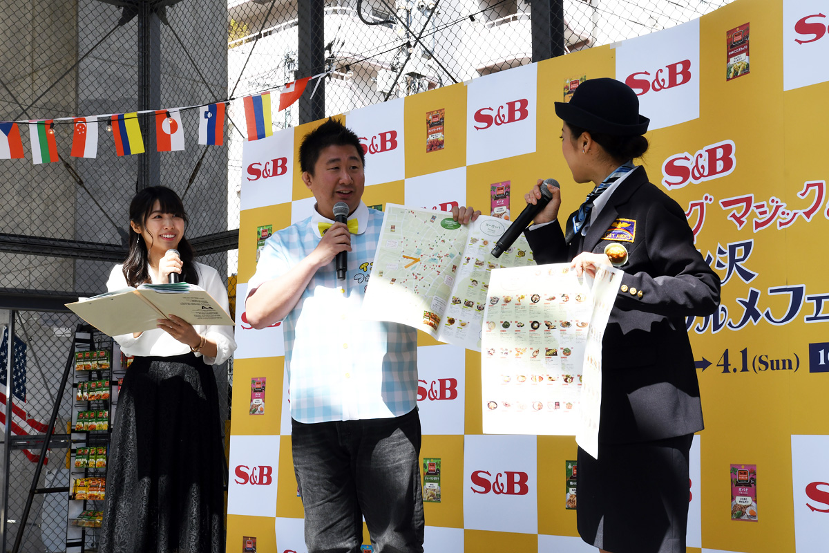 今回のイベントで気になるお店はという質問に、はっしーさんは「ぼくいつも決めてるんですよ、迷ったときは全部って(笑)」と回答。一方のもんこさんは「カレーがたくさんあるのでそこは全て制覇しないと。あと、スパイシーなお肉を出しているお店にも行きたい」とのこと