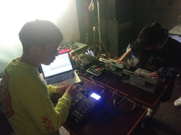 幡ヶ谷ちっちゃいものクラブ(テンテンコ+KΣITO)