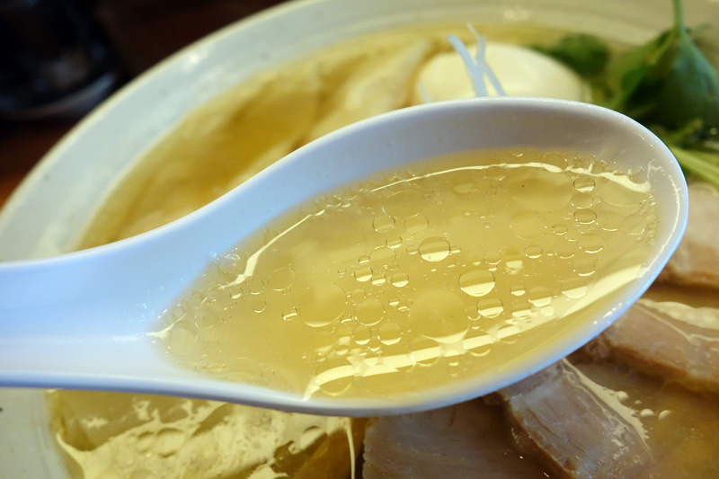 そして、黄金に輝くスープ