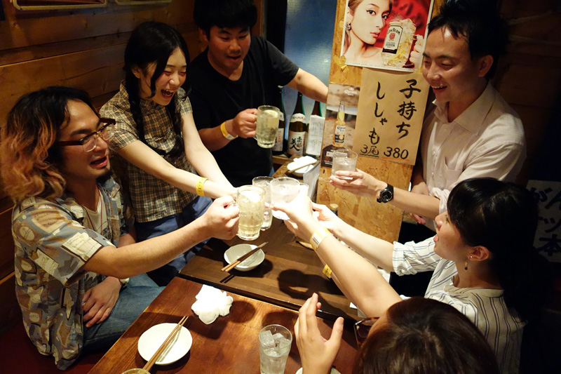 6人でかんぱーい！
