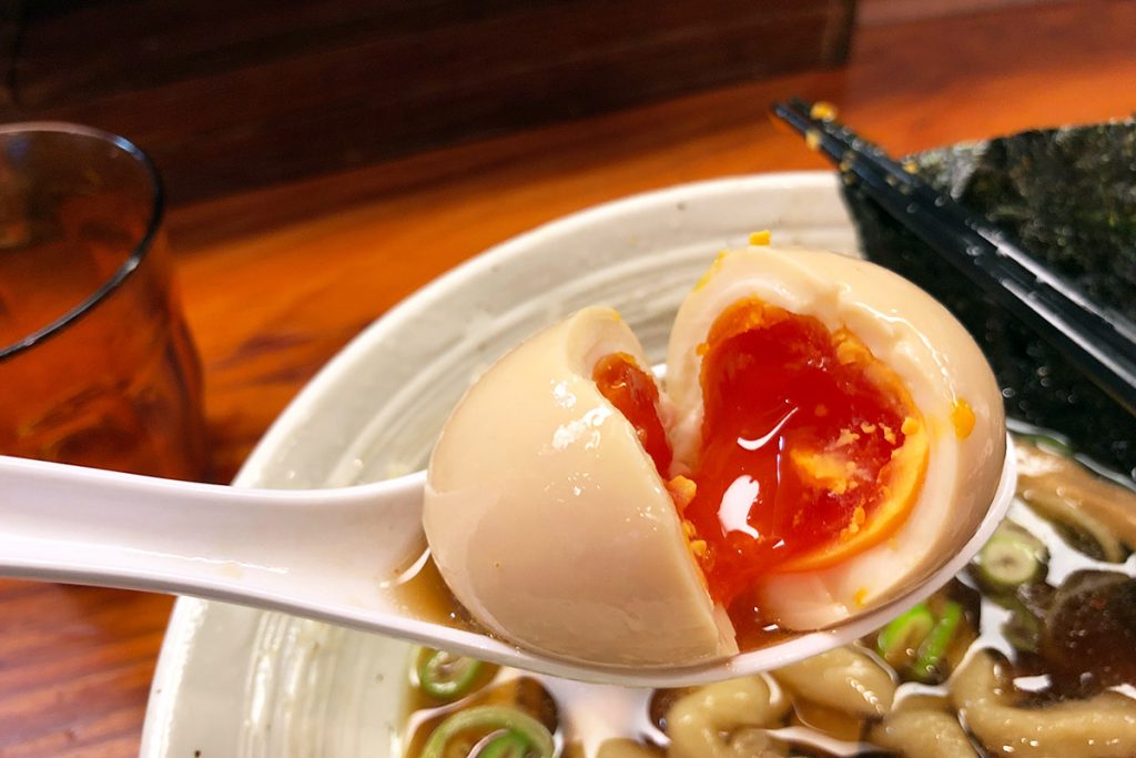 味玉の半熟具合も最高