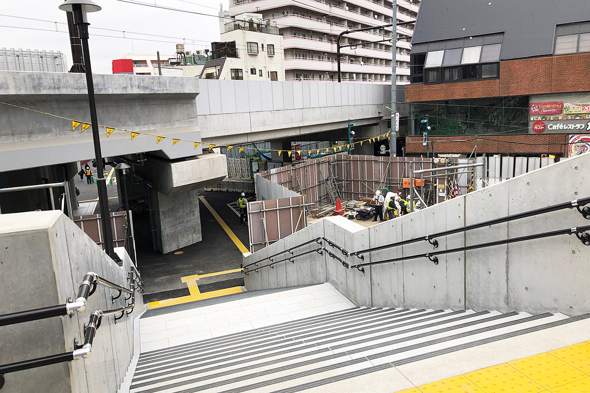 西口方面が一気に便利に 下北沢駅2階通路開通 下北沢情報サイト しもブロ