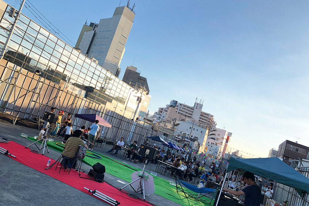 ぱくぱくパーク2018での「下北沢にて×カレーフェス」の模様