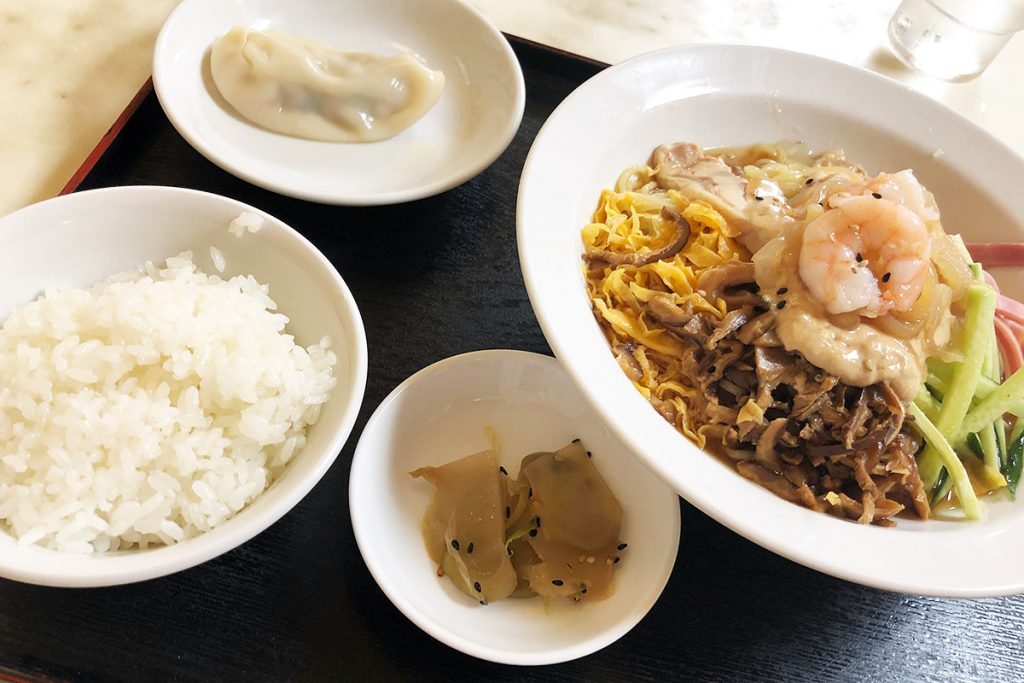 新雪園の「ゴマたれ冷中華」