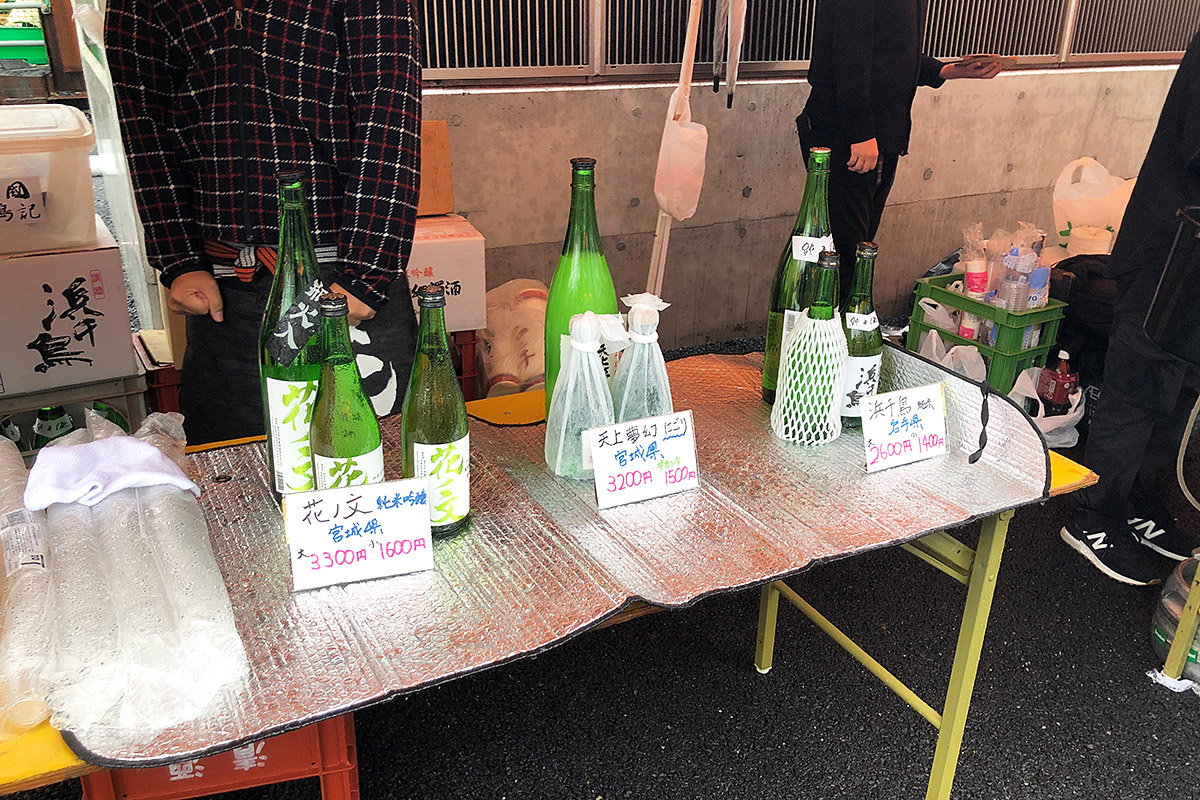 東北沿岸の様々な蔵のお酒が集まっています