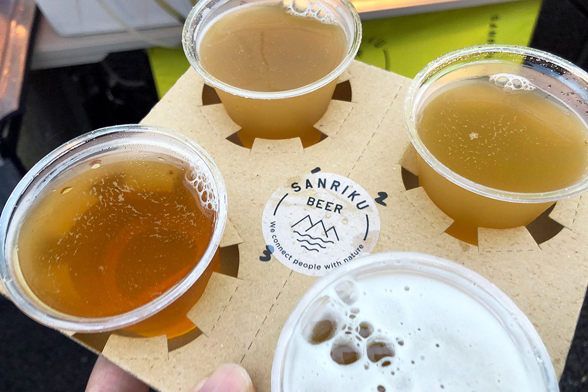 わーい、ビールビール!(タダの酔っ払い