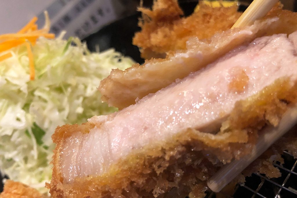 とんかつにふりかける
