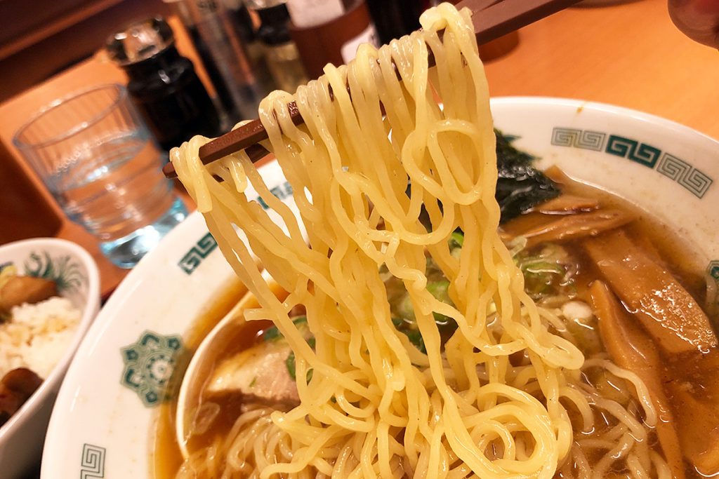 これまたスタンダードでクセのない麺