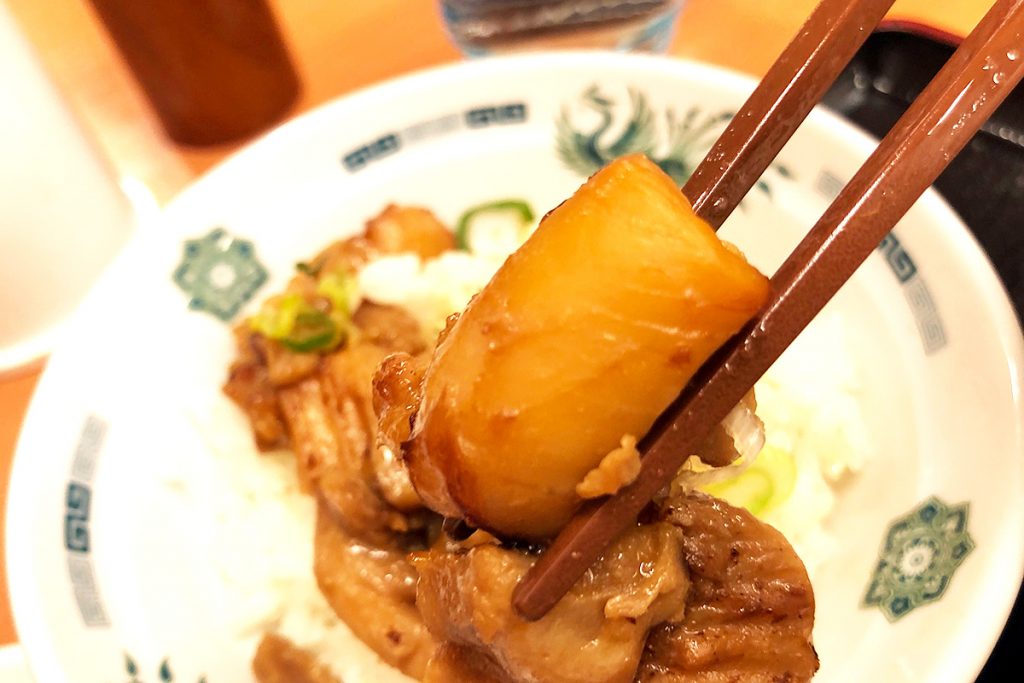 しっかりとした味付けと、食べ応えのあるやきとり