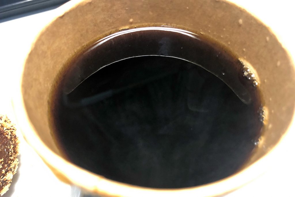 オリジナルコーヒーのLサイズは大容量、Sサイズの+50円でLサイズにできるのはうれしいですね