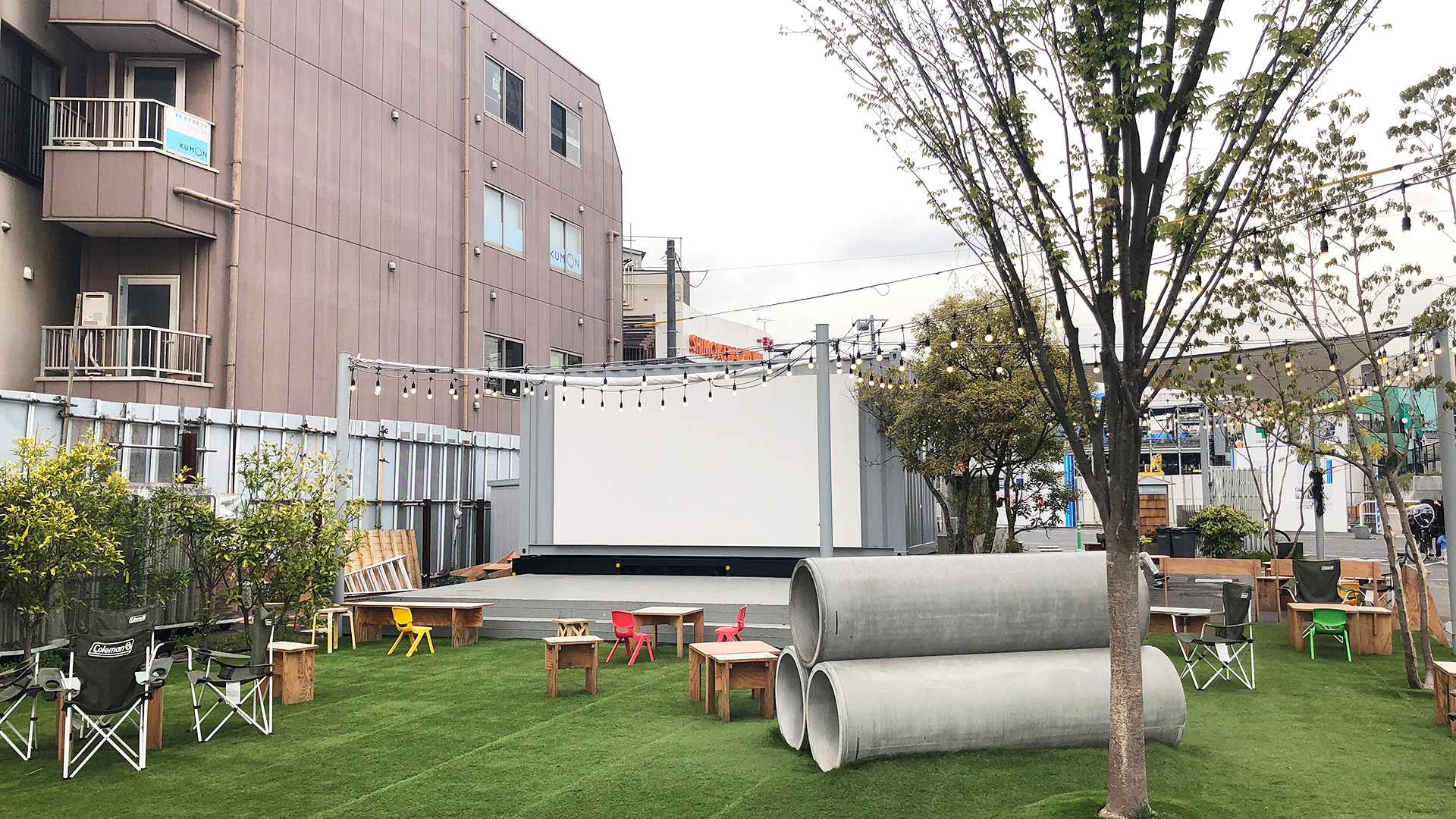Zoom用バーチャル背景 下北線路街 空き地 下北沢情報サイト しもブロ Zoom用バーチャル背景 下北線路街 空き地 下北沢情報サイト しもブロ