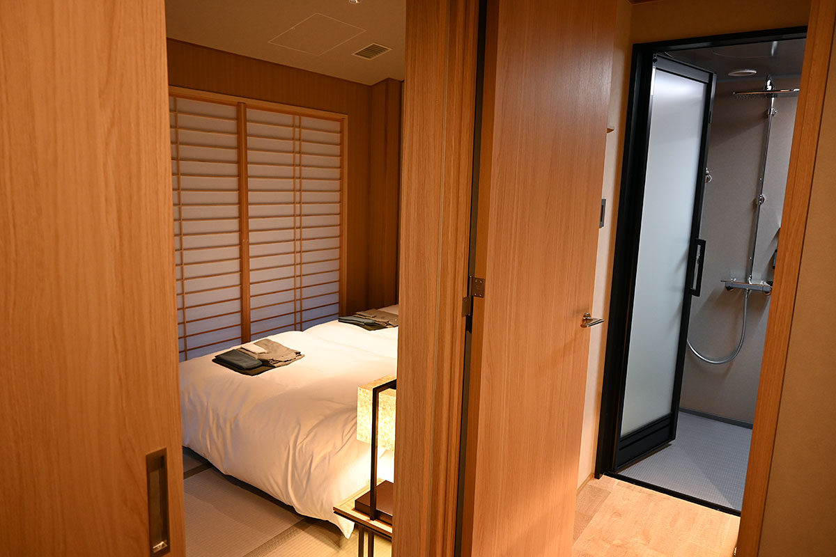 全室シャワールームが付いていますが、このお部屋は特別