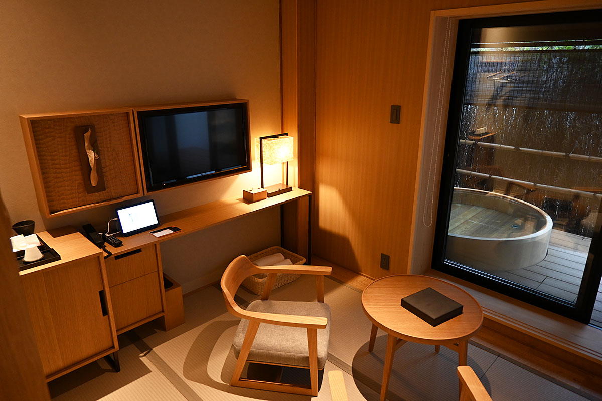 2室限定の露天風呂付きのお部屋です