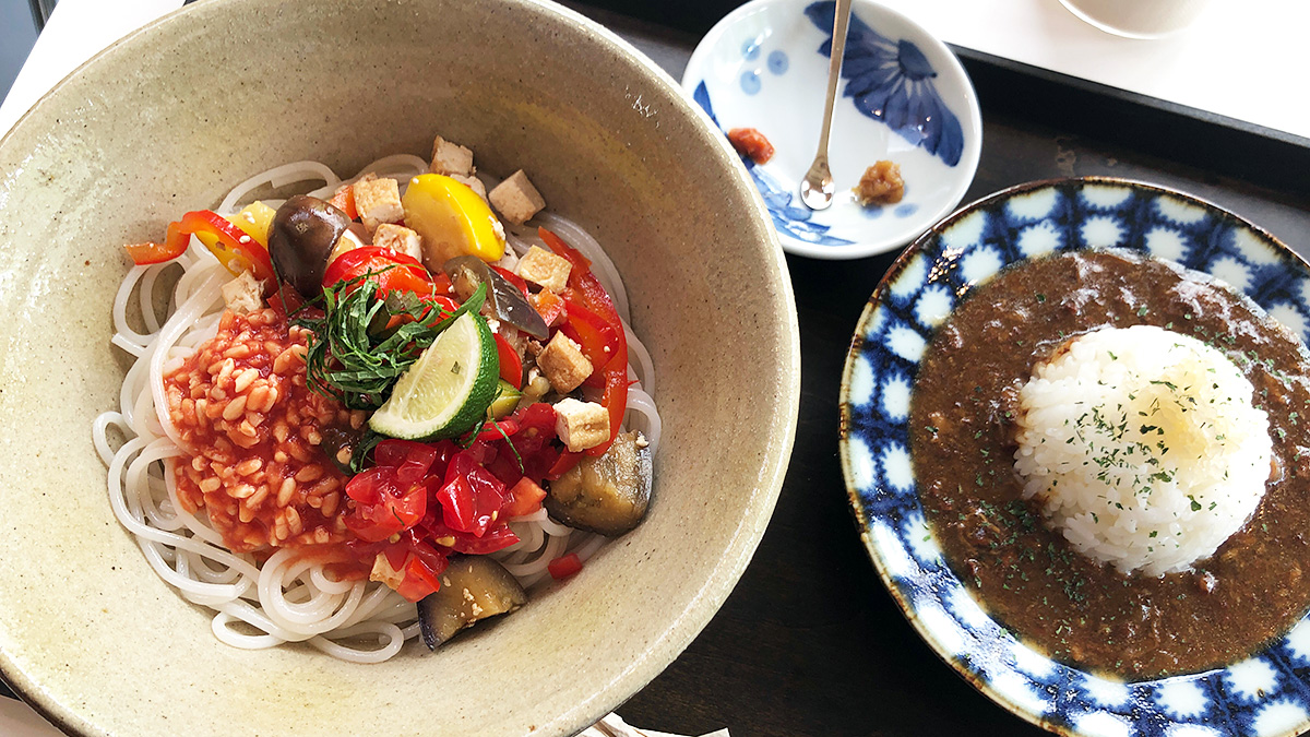 異次元の食感と美味しさ 発酵デパートメントの トマト麹の米麺 と絶品 発酵ハヤシライス しもブロ