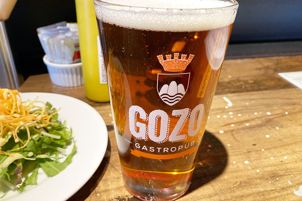 「常陸野ネストビール ペールエール」900円(税込)もオーダー。ランチタイムはめっちゃお得
