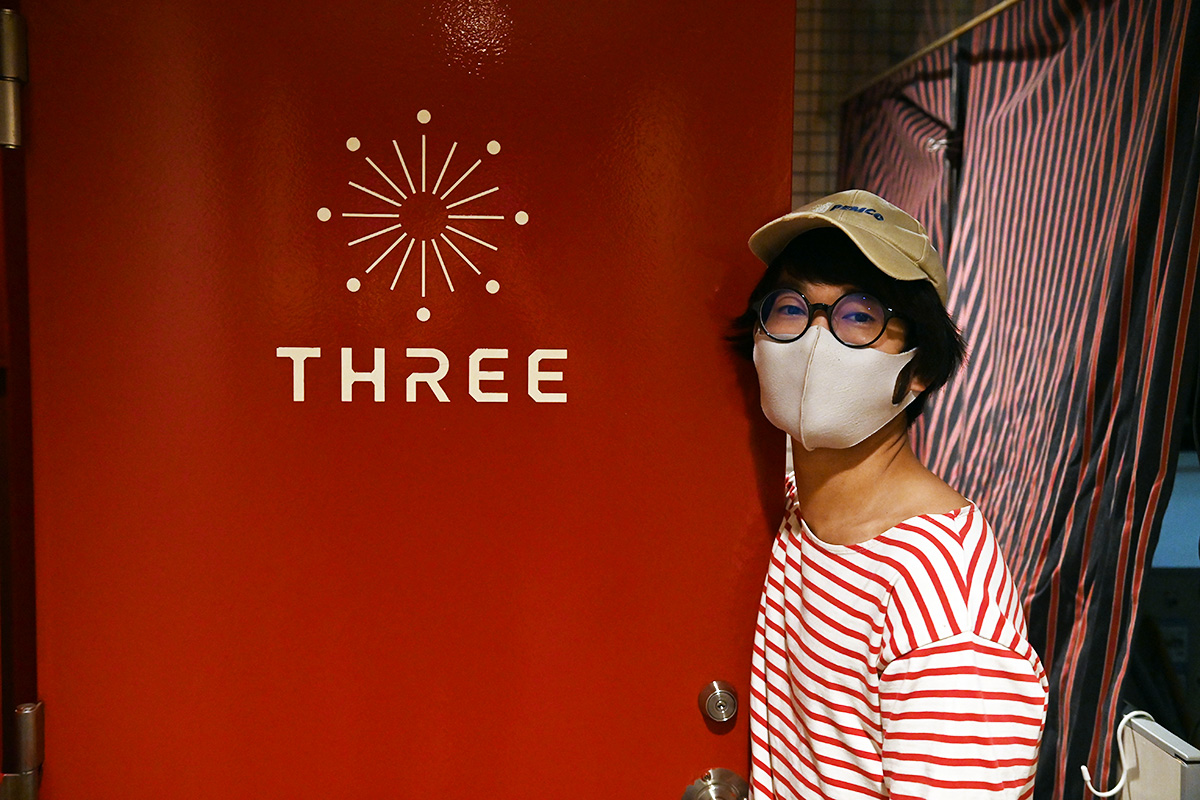 THREE店長の「こっけ」さん