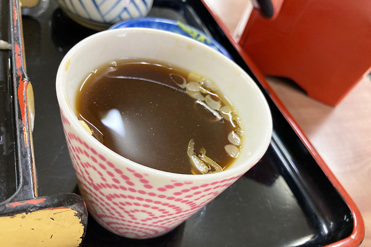 なぜかそば湯も出してもらう