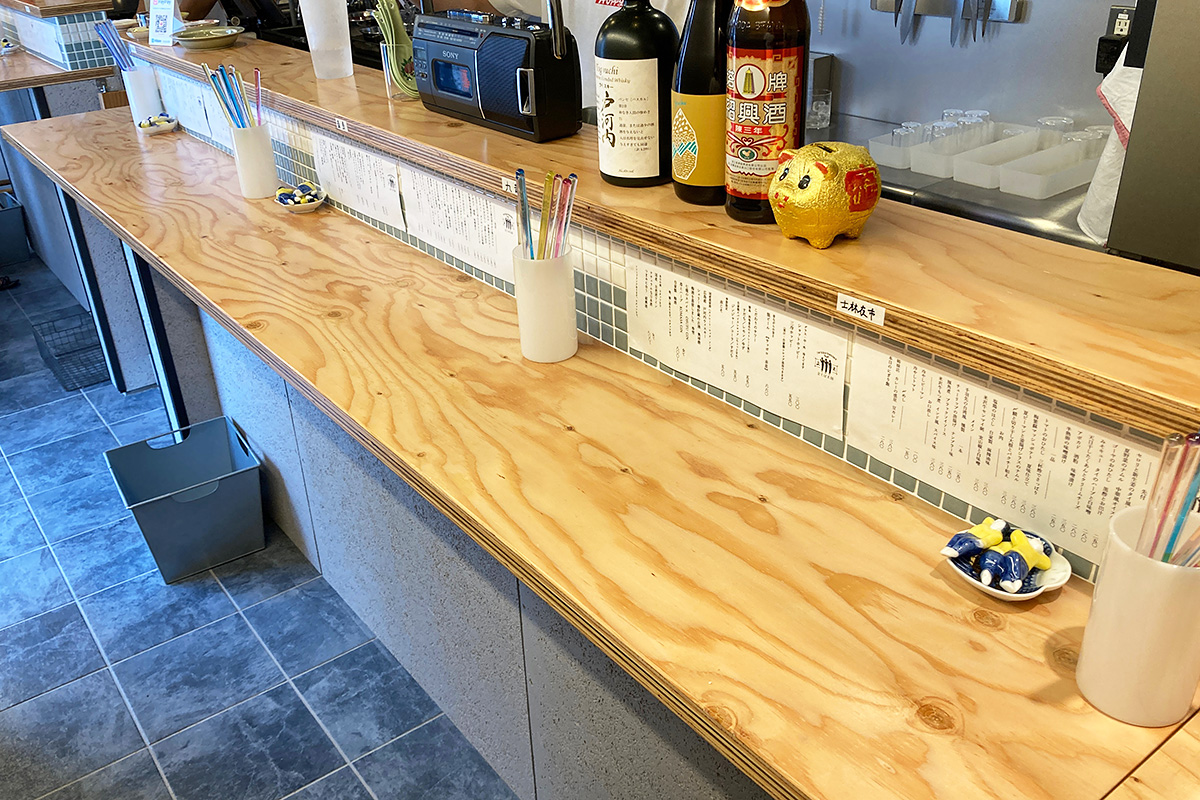 先客はひと組のみ、まあ平日の15時台ですからね