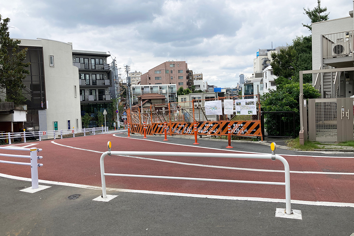 そう、この部分がどうにも怖いのです。歩行者最優先、こういう所からぜひ実現していただきたいです