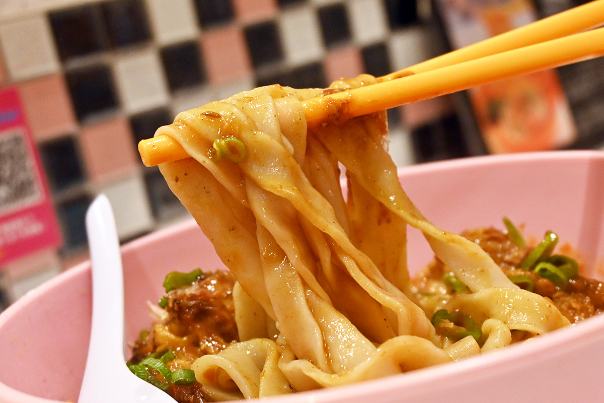 こんな感じの幅のある麺