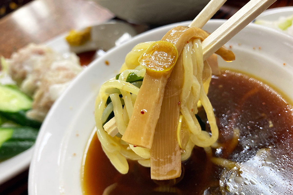 圧倒的な酸味と、一味のちょっとした刺激