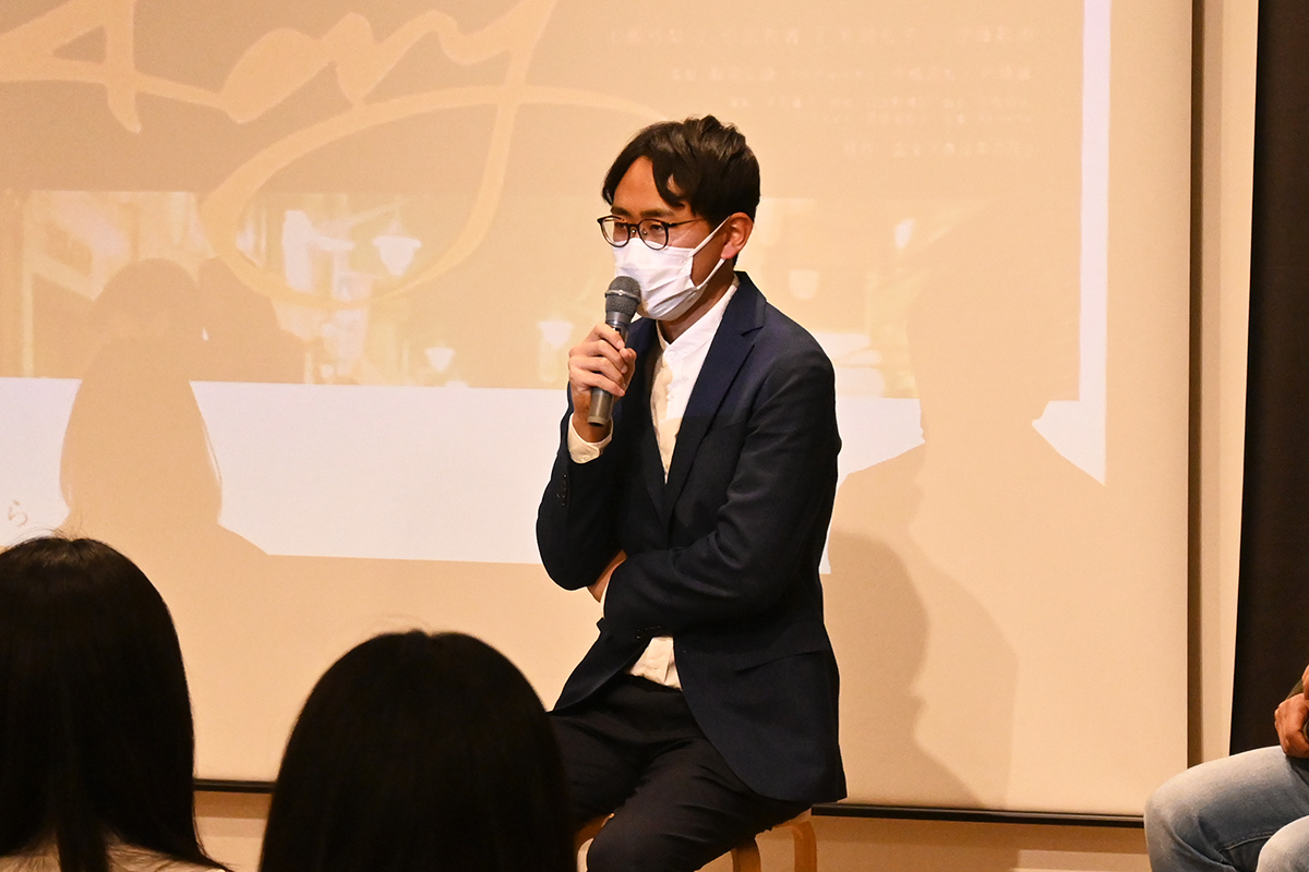 鯨岡弘識監督