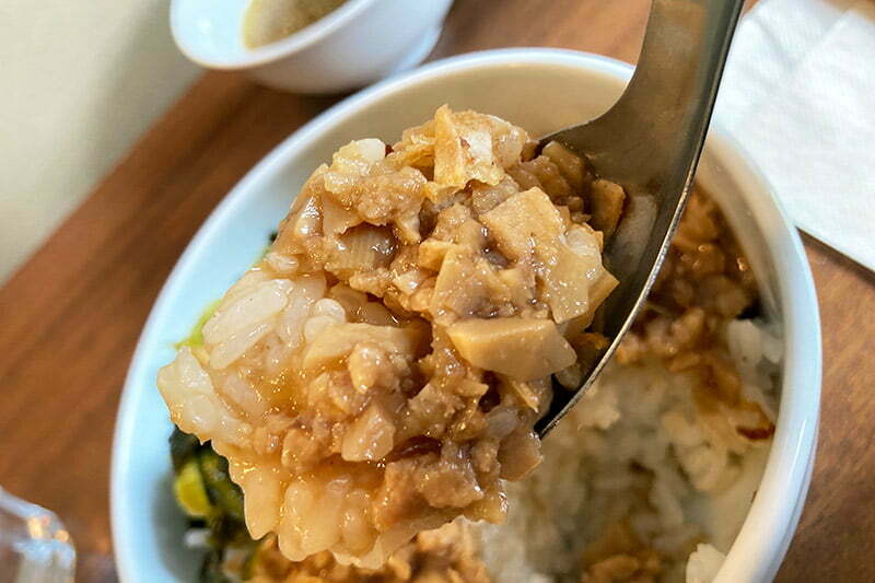 お野菜たっぷり、お肉じゃないのに食べ応えがありますねー