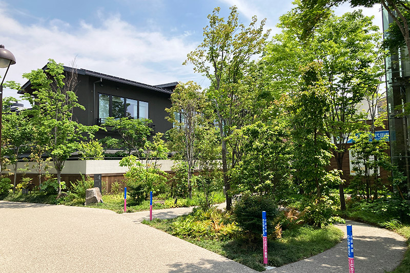 世田谷代田駅の先には緑あふれる空間、『温泉旅館 由縁別邸 代田』です