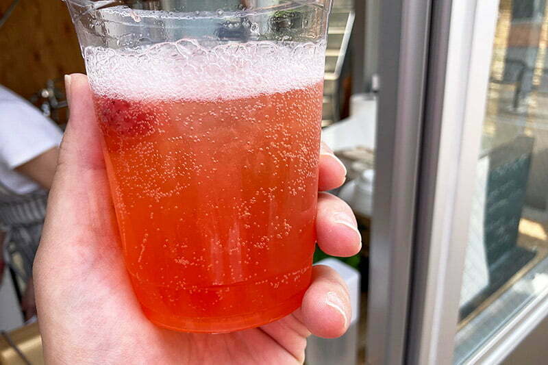 「いちごハニーシロップ ソーダ割り」750円(税込)