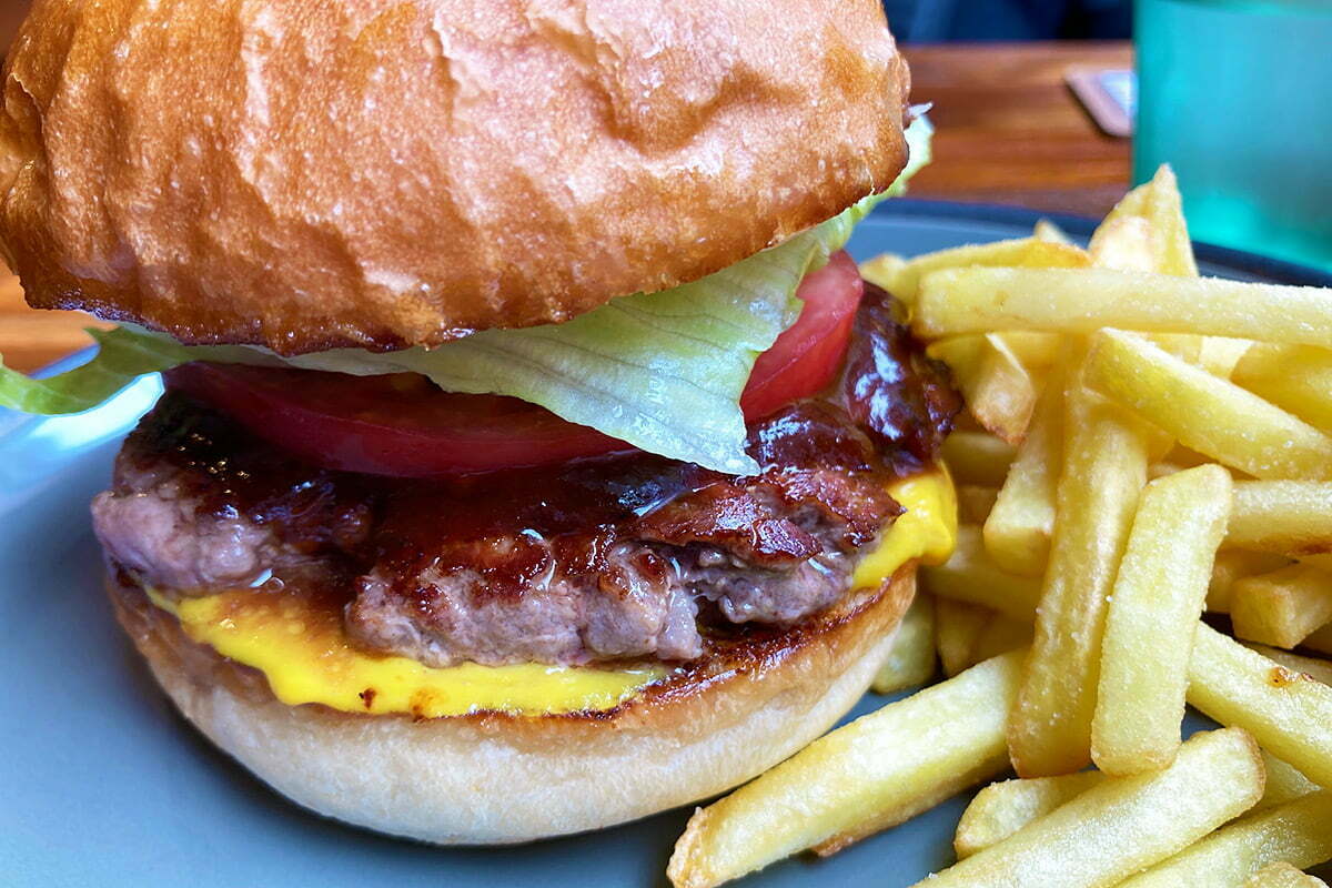 ヤミーバーガーの「ハンバーガー」