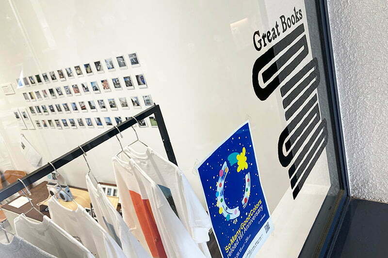 『GREAT BOOKS』にも何やら写真が