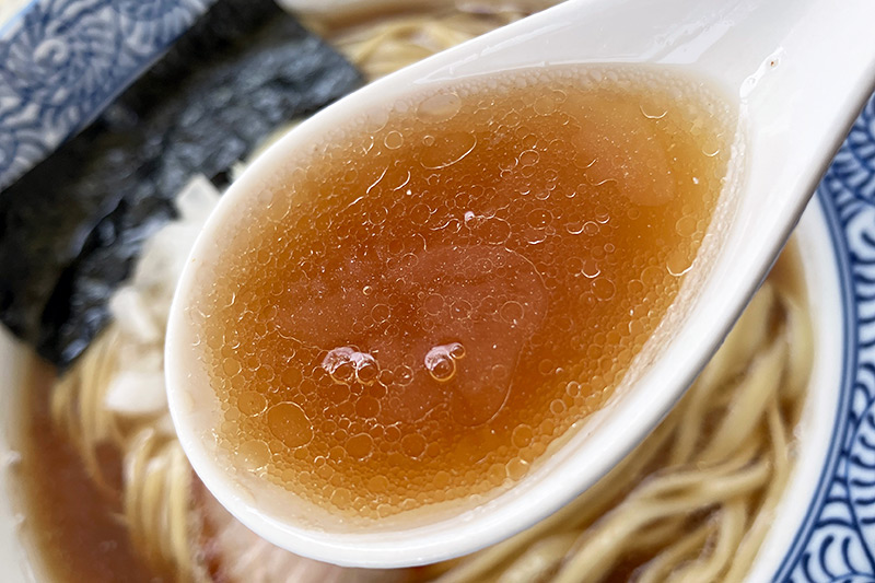 煮干香るスープ