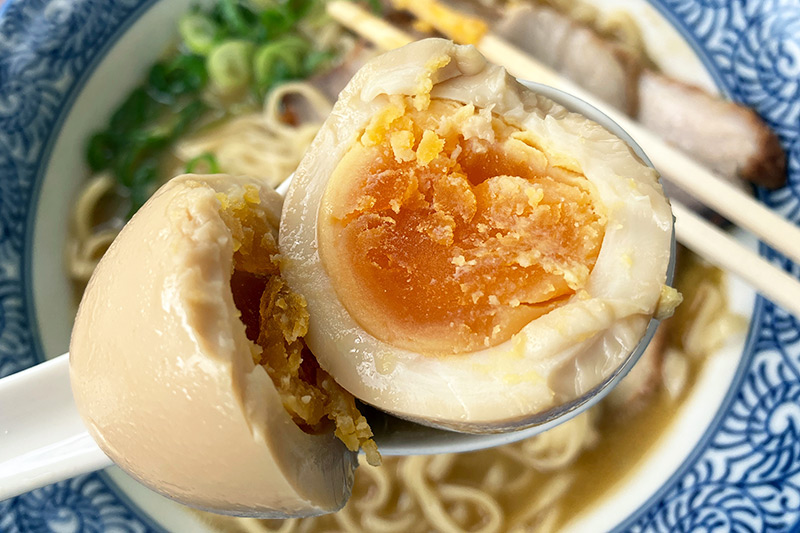 トッピングする価値のある味玉