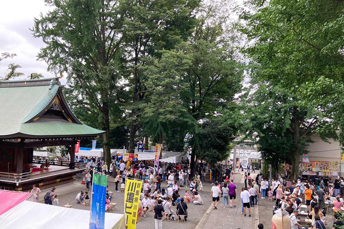 北澤八幡神社 境内、12時過ぎ頃はまだそこまで混み合っていませんでした