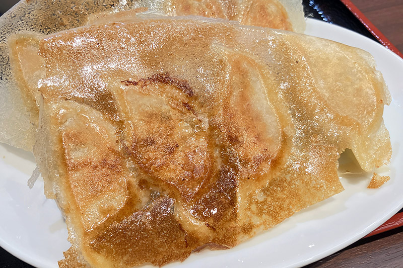 なんという餃子の羽根なんだ