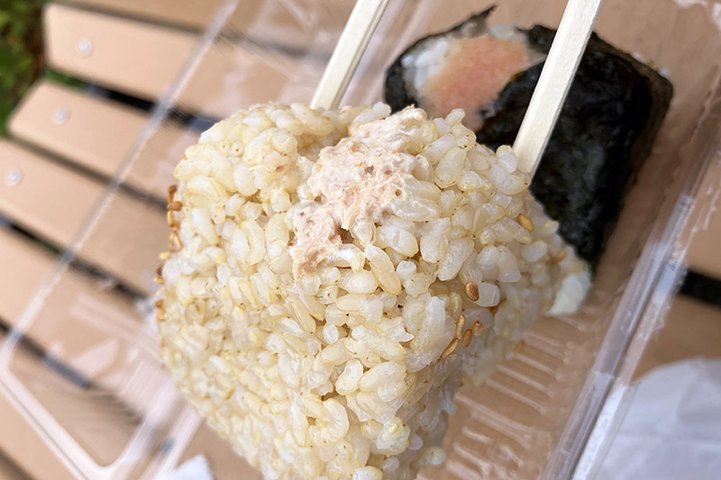 ショーケースで見たときも大きいなぁと感じていましたが、実際もボリューム感満載