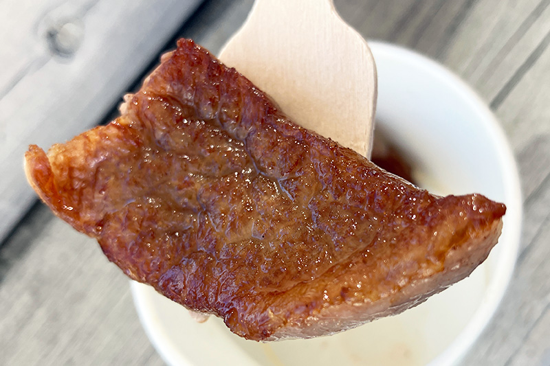 めっちゃサーロインステーキ! めっちゃ柔らかい、牛の極上の肉汁があふれるううううう