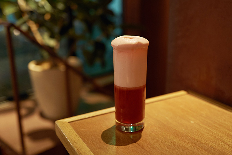 モコモコ泡が溢れ出す!?「もこもこピンク・フィズ」