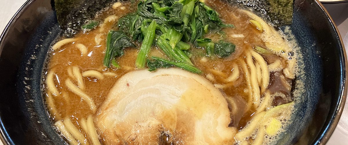 橫浜家系ラーメン 森家の「黒家系ラーメン」790円（税込）